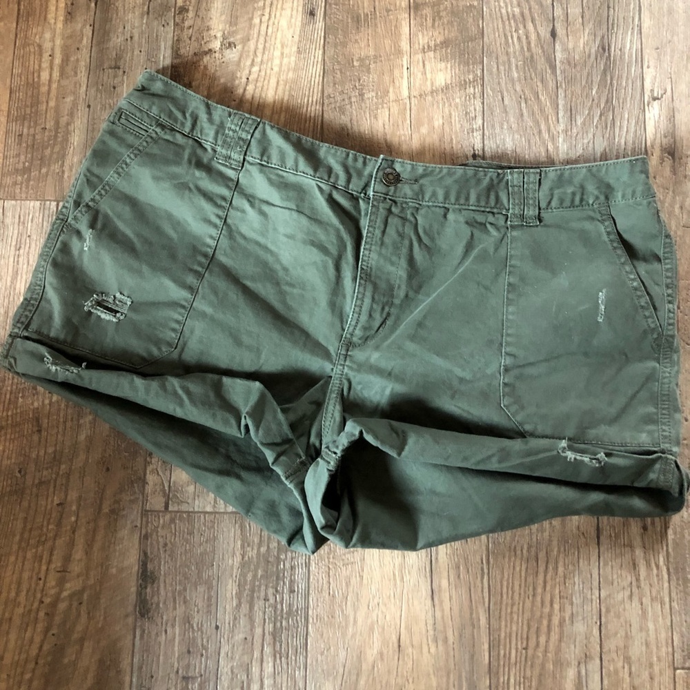 Mid Rise Shorts